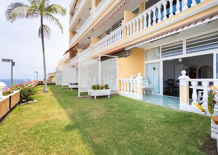 Home2book Terrace & Views